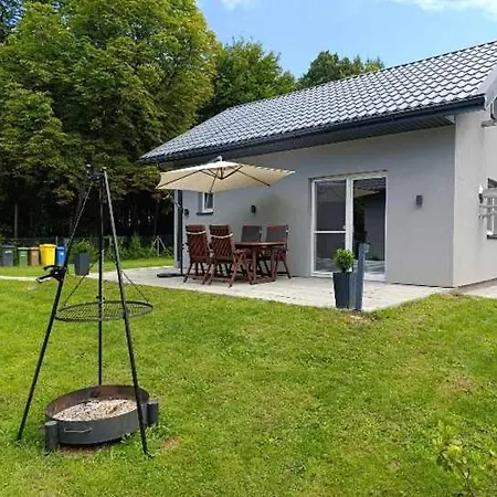 Pod Kasztanem 1 Nad Jeziorem *