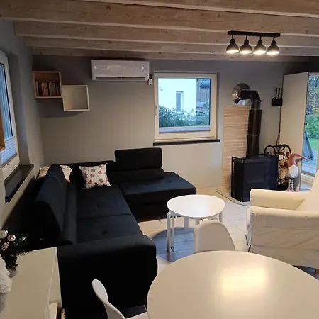 Pod Kasztanem 1 Nad Jeziorem