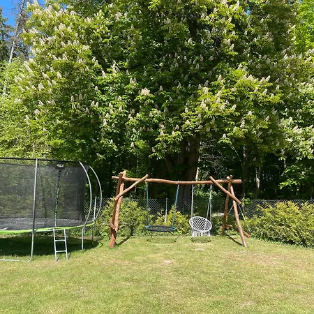 Pod Kasztanem 1 Nad Jeziorem *