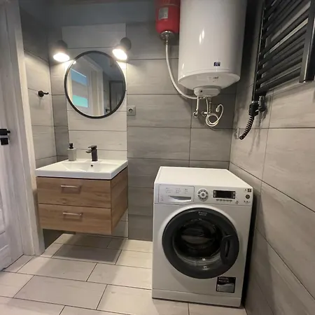 Pod Kasztanem 1 Nad Jeziorem *