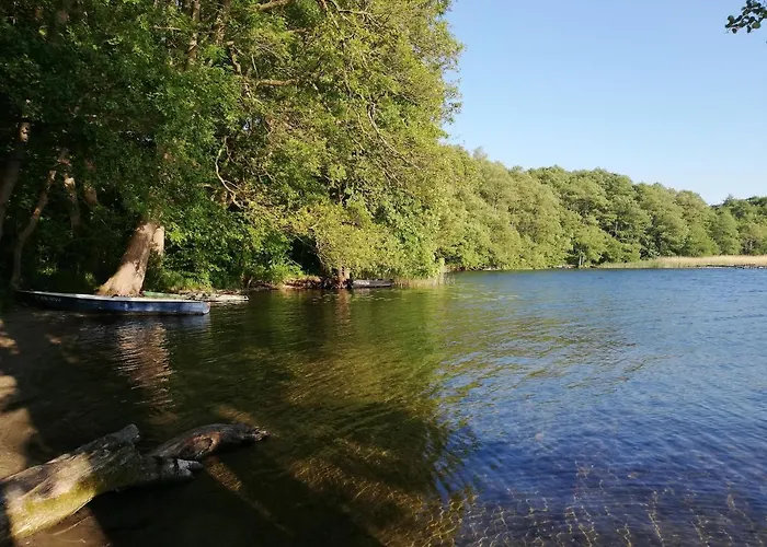 Pod Kasztanem 1 Nad Jeziorem