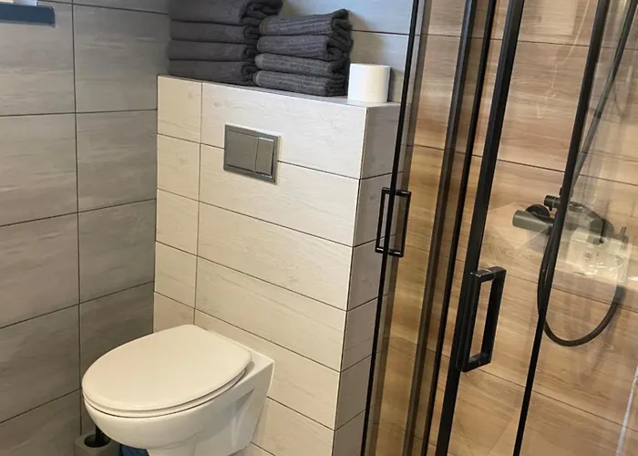 Pod Kasztanem 1 Nad Jeziorem